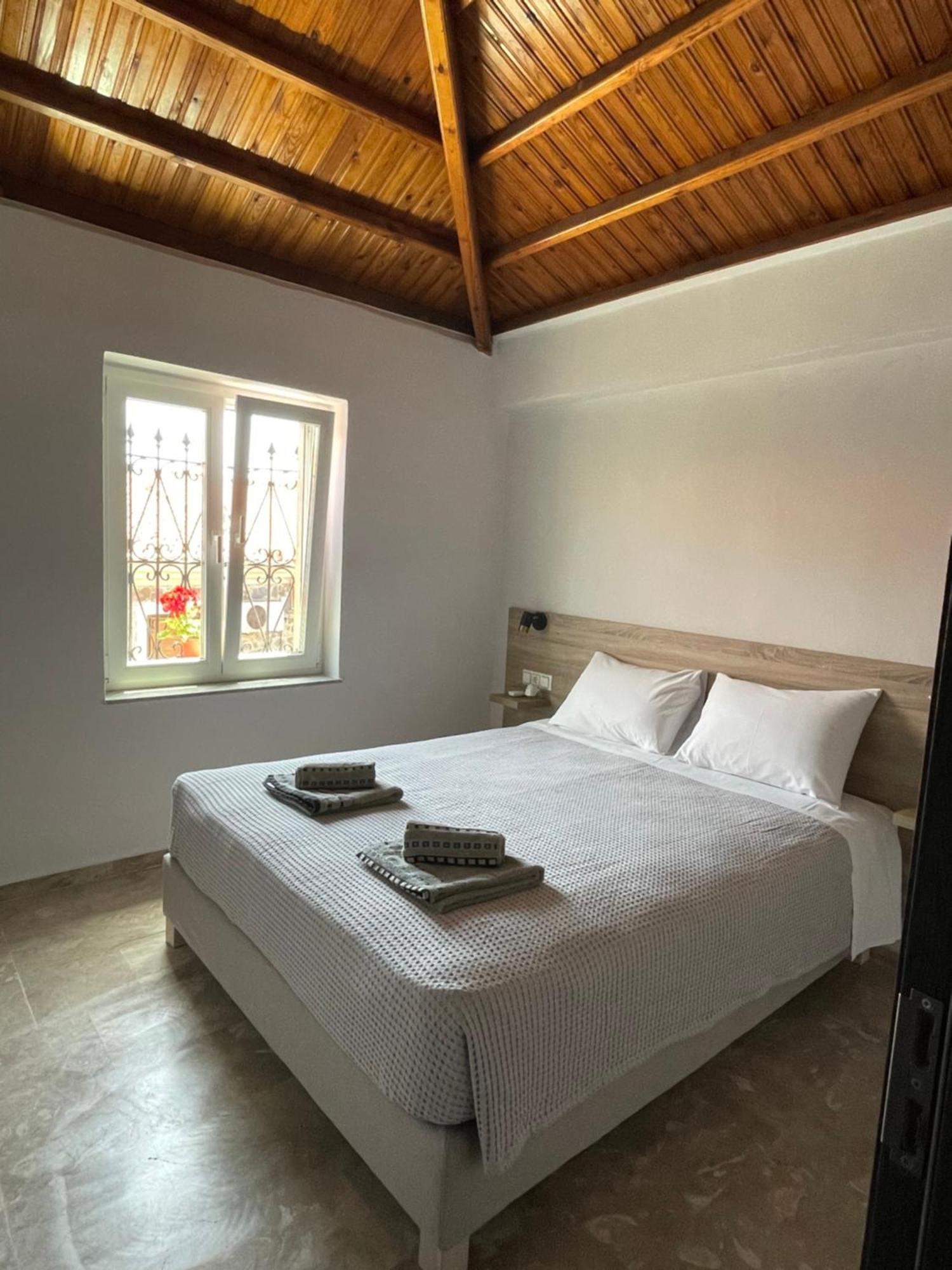 Q Apartments Molyvos Mithimna Luaran gambar